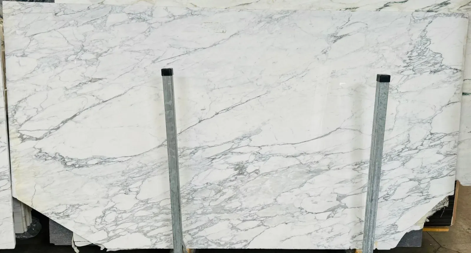 Calacatta Gold Extra Marble Slab in Sun Valley, Los Angeles