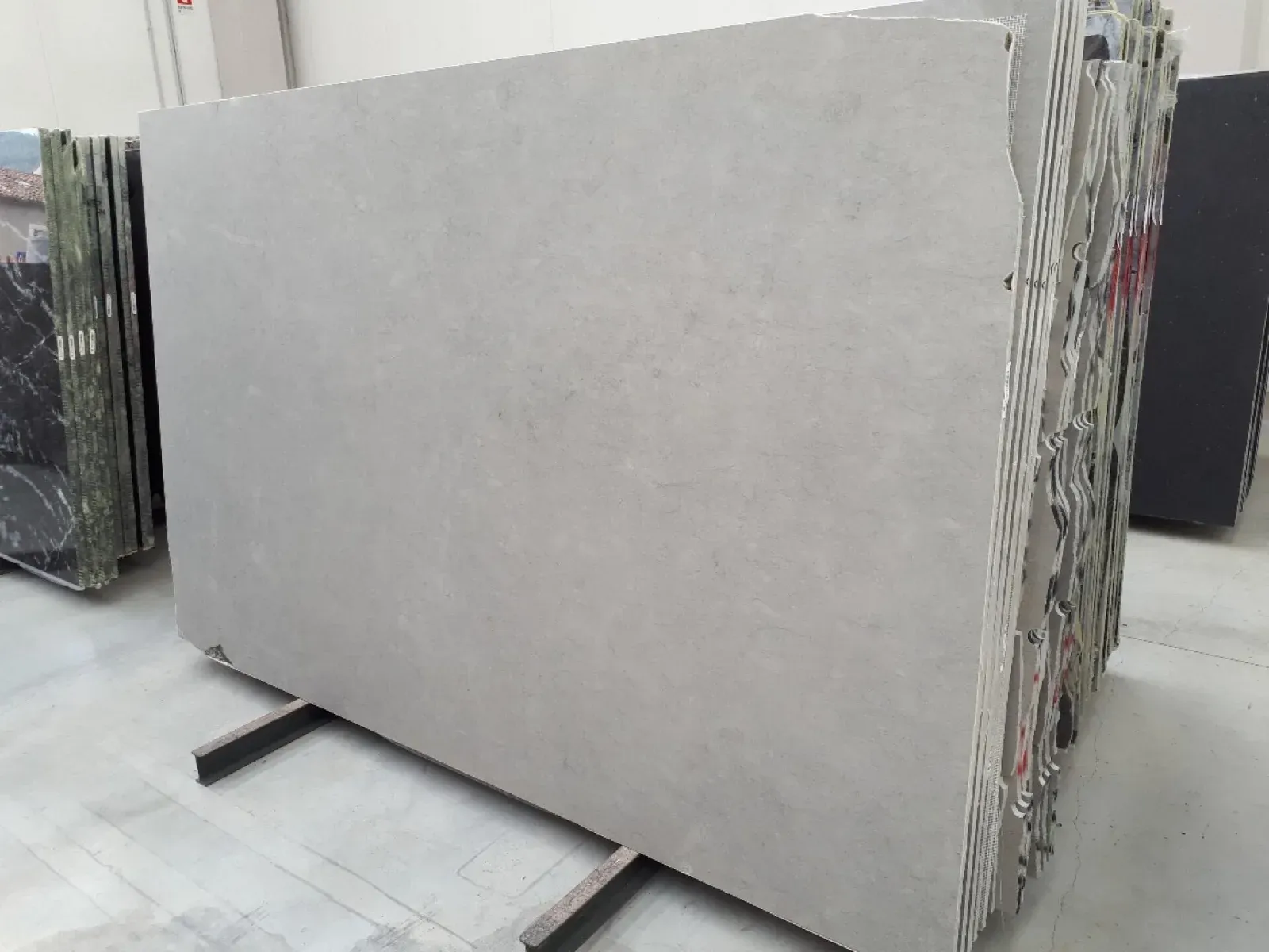 Smoky Grey Limestone
